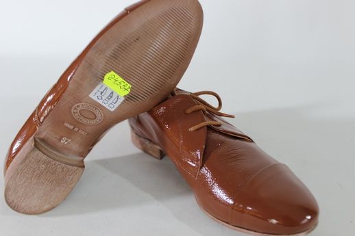 Туфлі CARLO PAZOLINI 35 р 23.5 см горіховий 0176