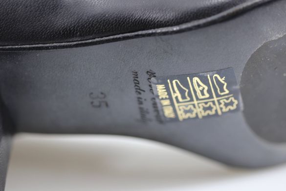 Туфли на каблуке prodotto Italia 35 р 23.5 см черный 4799