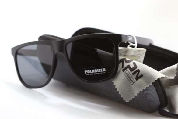 Сонцезахисні окуляри ВайфарериRPN polarized 6670G колір лінзи чорні 6670