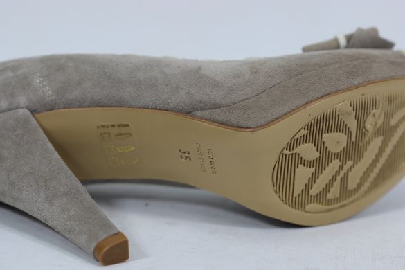 Туфли женские на каблуке CONFORT 6024M 35 р 23.5 см Бежевый 6024