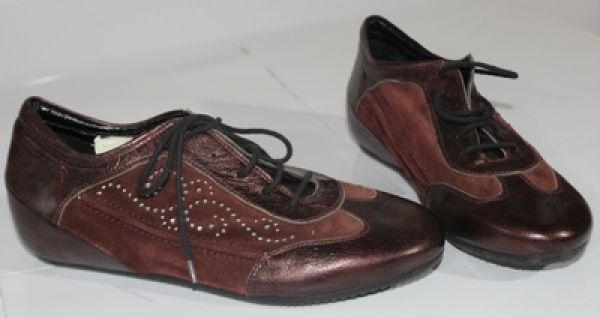 Туфлі на шнурках prodotto Italia 37 р 24.5 см баклажановий 0268